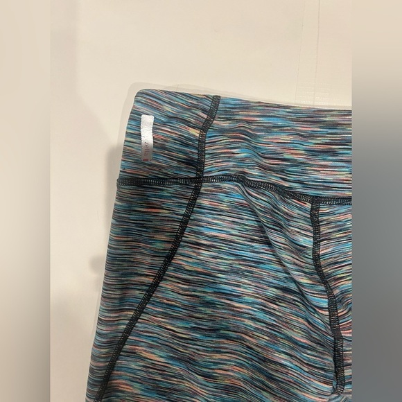 Zella Cropped Leggings Women’s Small Heathered Mesh Multicolored - Picture 4 of 9